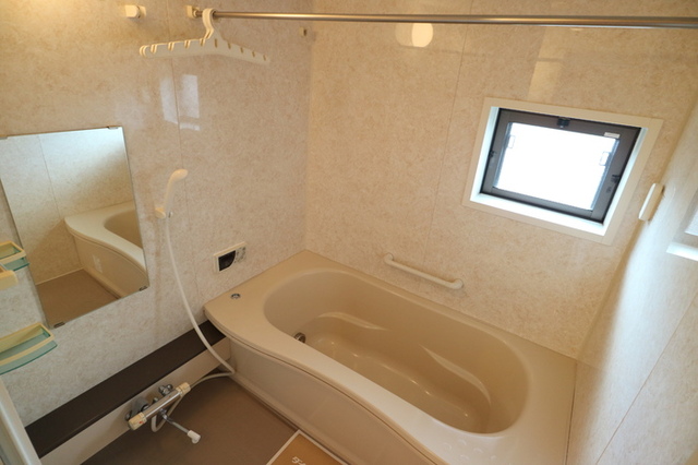 バス・シャワールーム　浴室