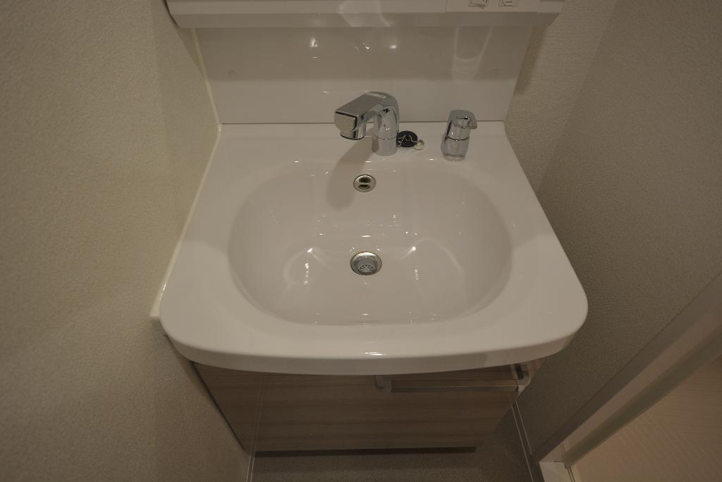 洗面設備　洗髪洗面化粧台