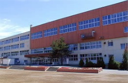 小学校　札幌市立南月寒小学校（小学校）まで539m