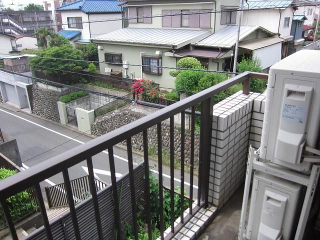 その他設備　♪バルコニー付きです♪