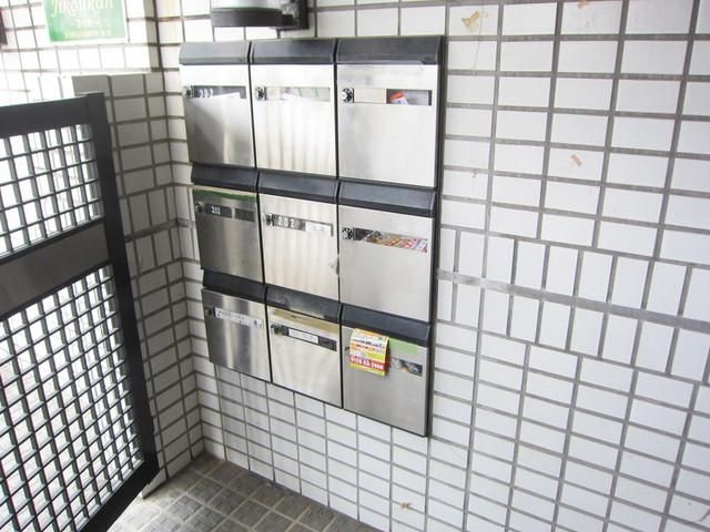 エントランス　♪集合ポスト♪