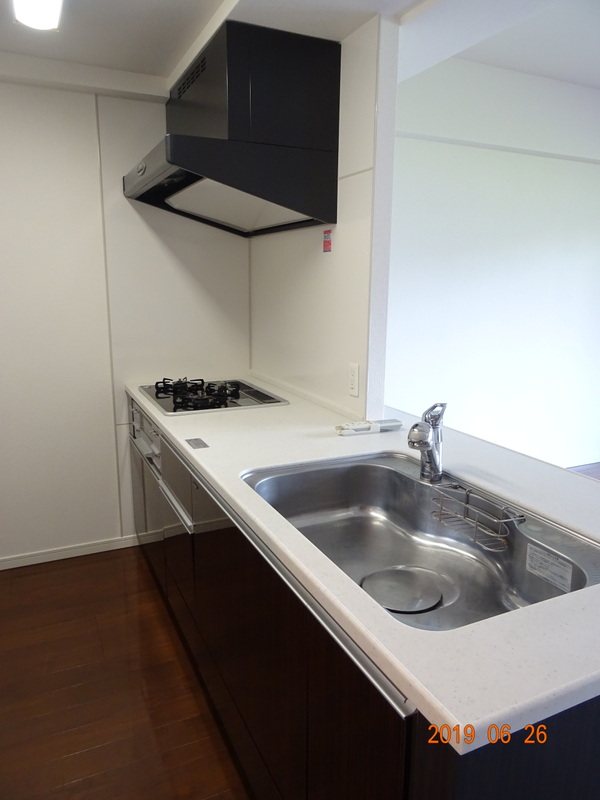 キッチン　人気のカウンターキッチンです。