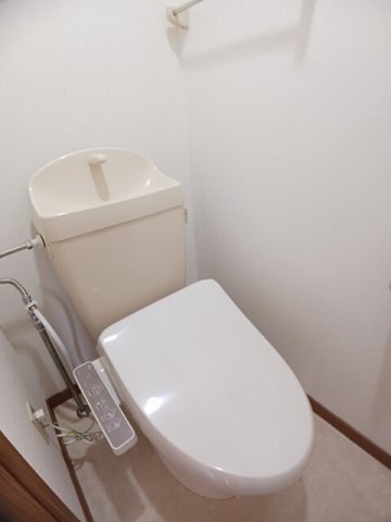 トイレ　トイレもきれいです