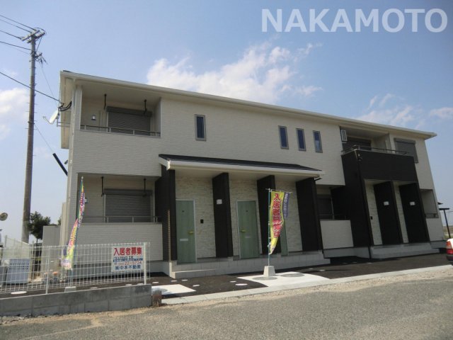 建物外観　オール電化♪鯰田駅目の前のアパートです♪