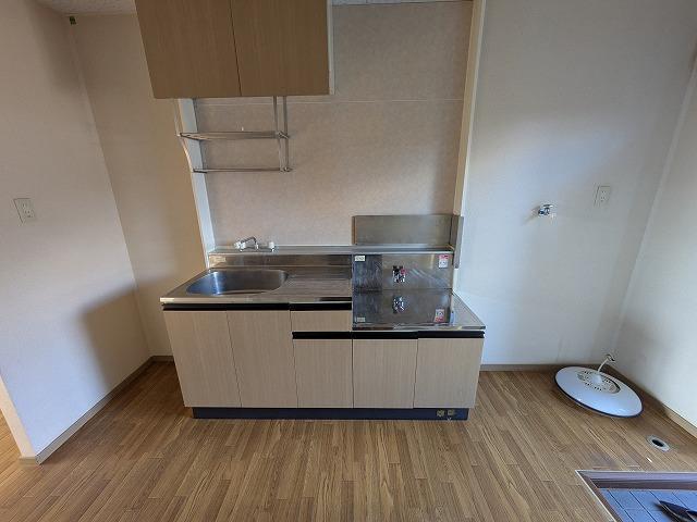 キッチン　写真は205号室です