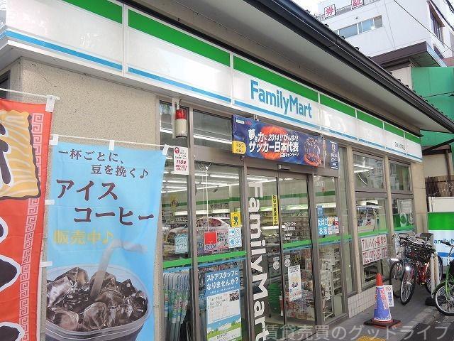 コンビニ　ファミリーマート四条東洞院店（コンビニ）まで357m