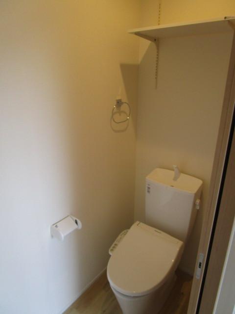 トイレ　トイレもきれいです