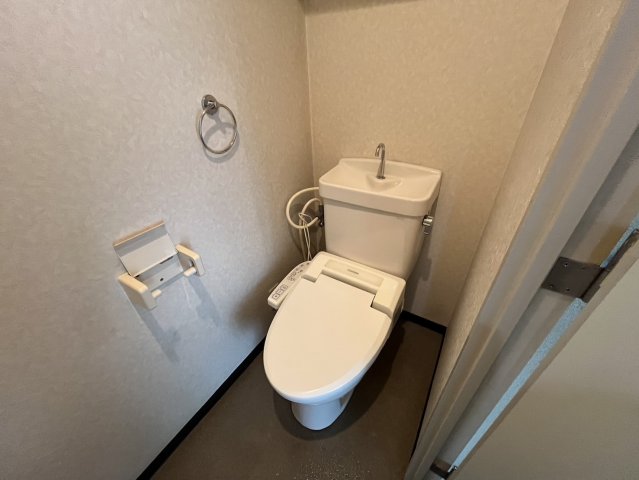 トイレ　ハニーハイツ渡辺II