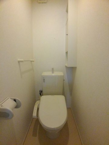 トイレ　清潔感のあるトイレです