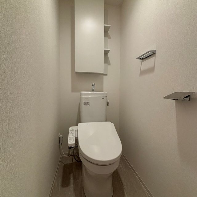 トイレ　※写真は同タイプ住戸です。