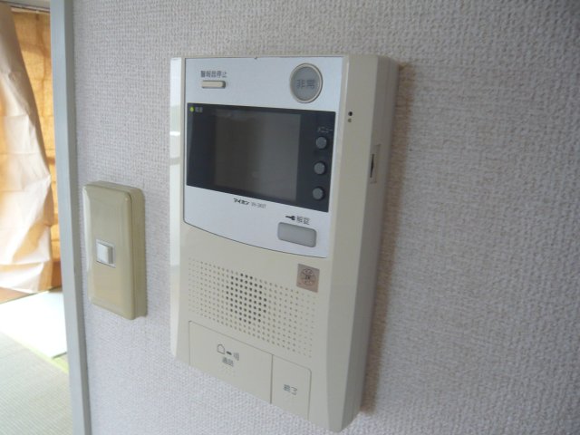 セキュリティ　モニター付きインターホン