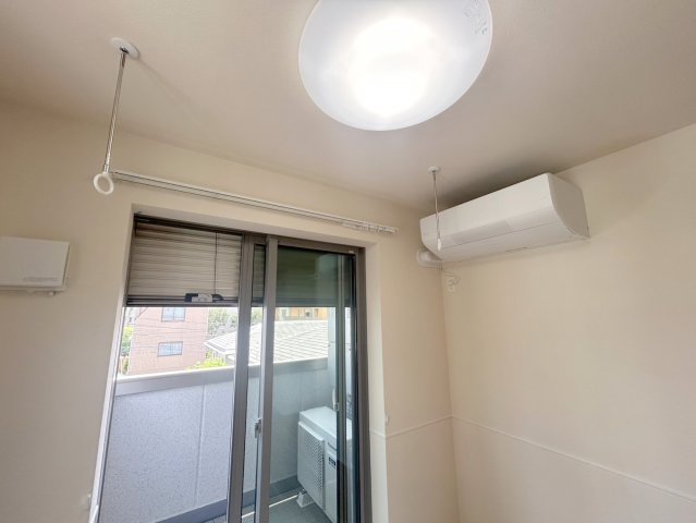 その他設備　★防犯シャッター　室内物干しフック★