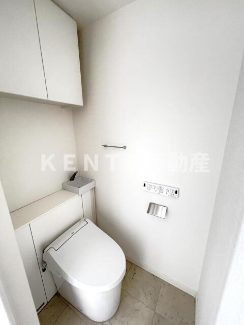 トイレ　コンパクトで使いやすいトイレです