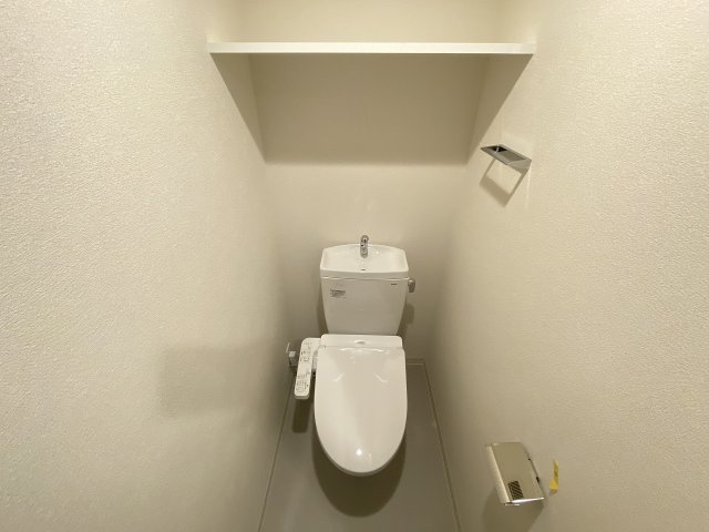 トイレ　落ち着いたトイレです
