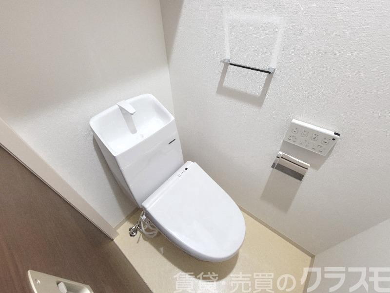 トイレ　ウォシュレット＆ウォームレット