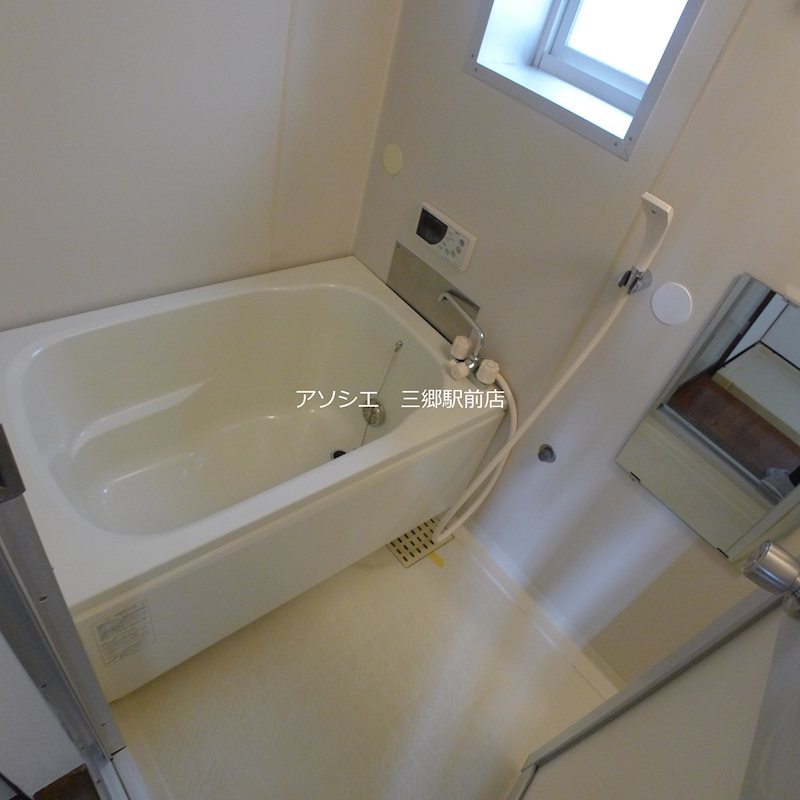 ハイツ・タカノ B棟の風呂写真
