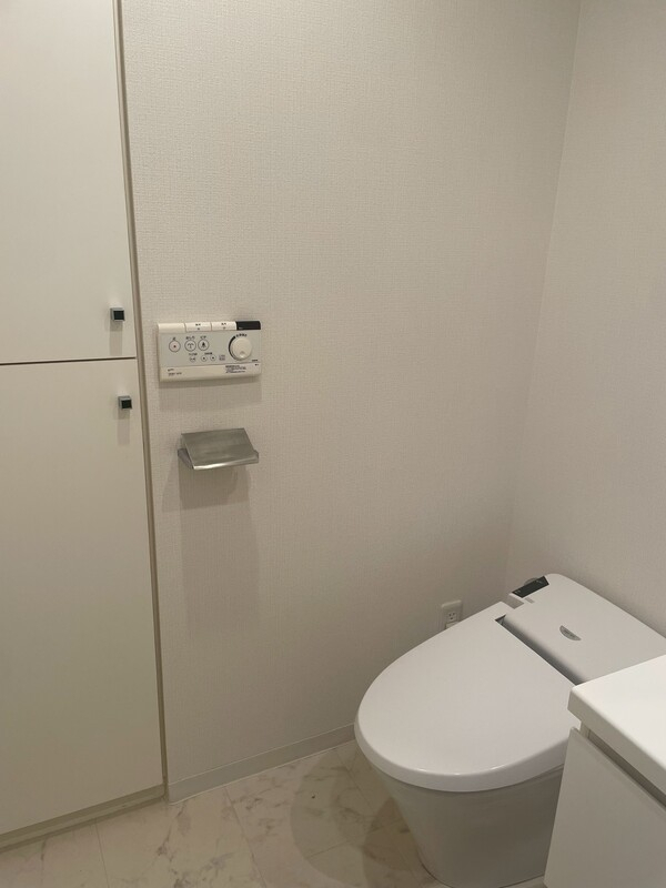 トイレ　別部屋参考写真