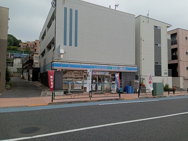 コンビニ　ローソン赤羽稲付店（コンビニ）まで612m
