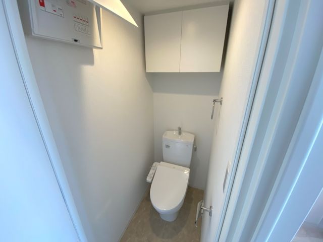 トイレ　※部屋毎でカラーに違いがある場合がございます。