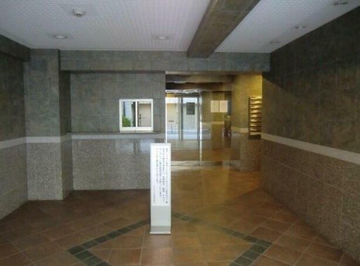 ロビー　《見学予約受付中》設備充実マンション！