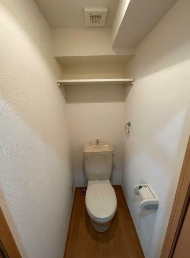 トイレ　別号室参考写真