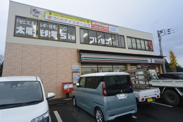 コンビニ　セブンイレブン水戸メディカルセンター前店（コンビニ）まで400m