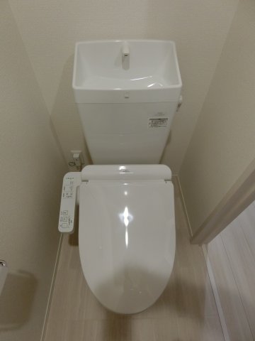 トイレ　イメージ101号室の写真