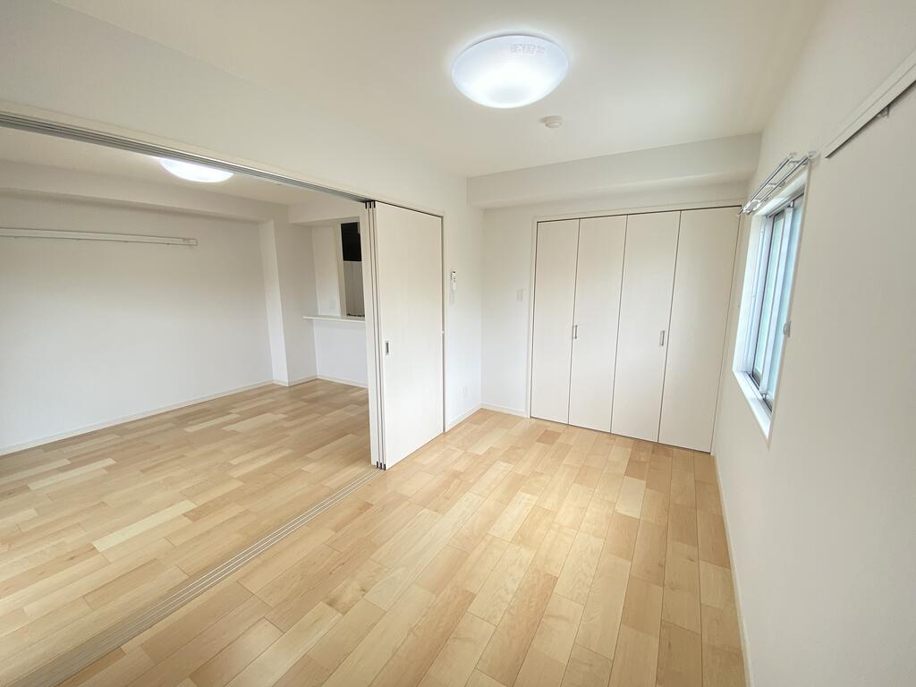 マンションエクセルハエバルの居間写真