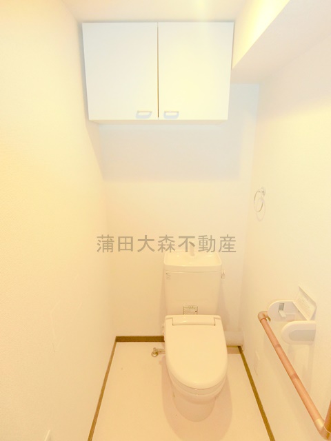 トイレ　温水洗浄便座付きトイレ