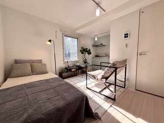 居室・リビング　※家具・家電は賃貸に含みません