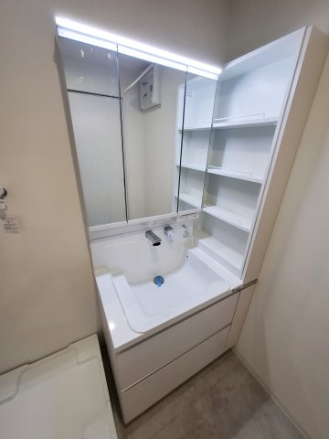 リブレメゾン下大市西町Iの内装写真
