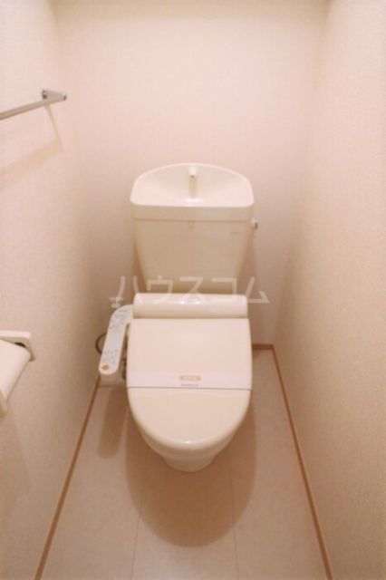 メゾンリッシュAのトイレ写真