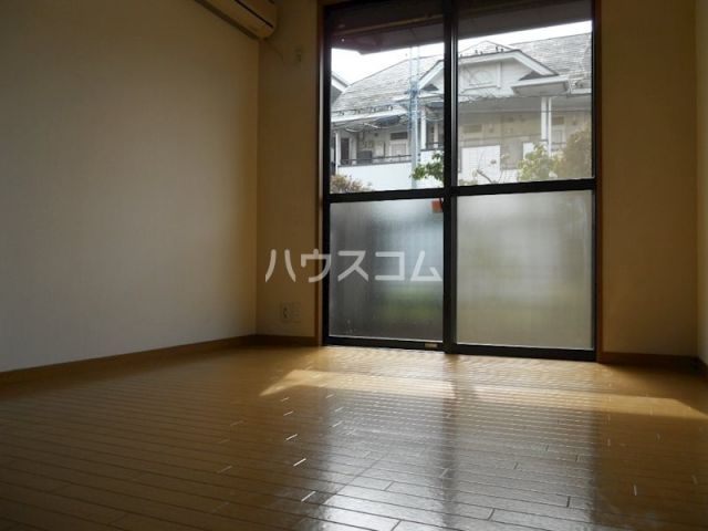 あすなろ4棟の居間写真