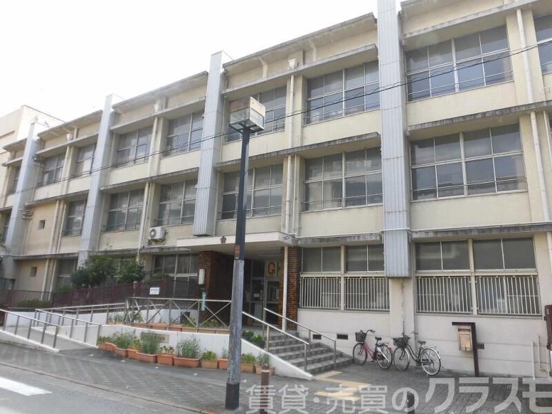 小学校　大阪市立野中小学校（小学校）まで996m