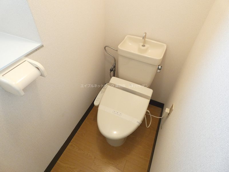 コーポBigsky B棟のトイレ写真