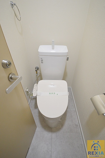 ＪＲ京葉線 蘇我駅 徒歩16分 2階建 築38年のトイレ写真