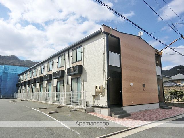 レオパレス紅まんさくの外観写真