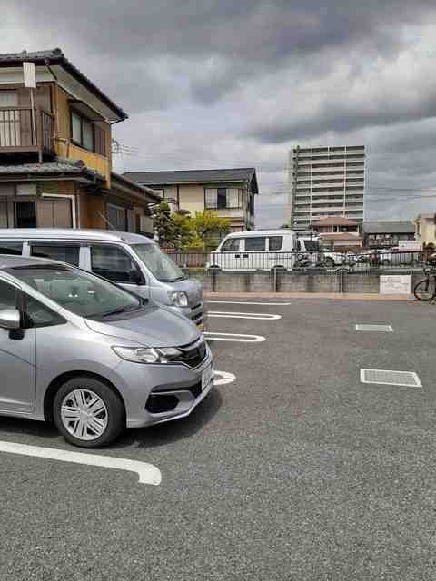 駐車場　同一タイプ
