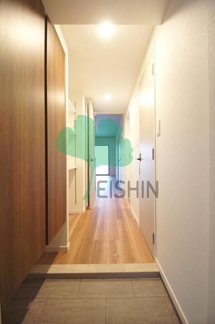 玄関　下駄箱もしっかりついてます！