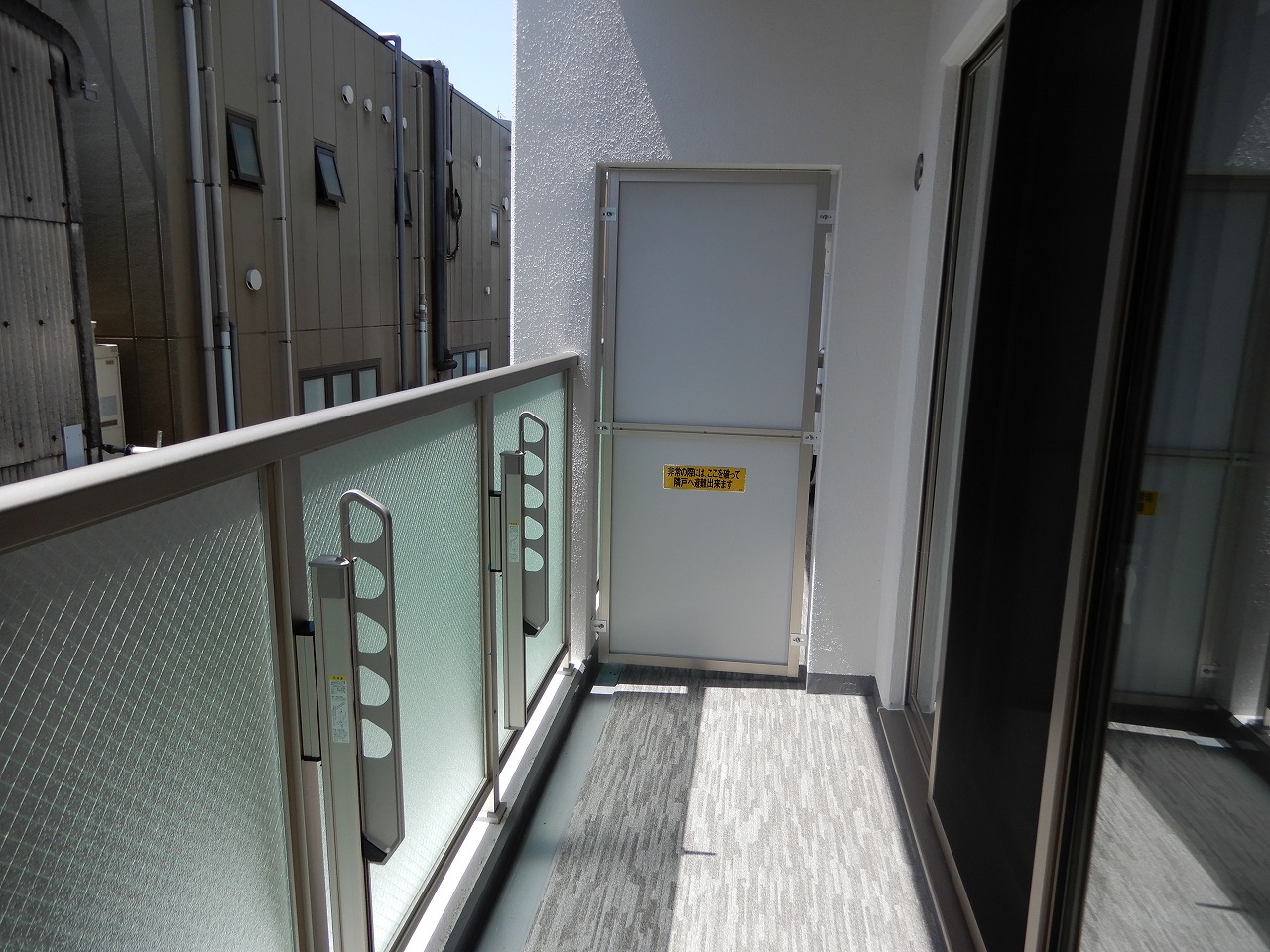 バルコニー　陽当たり良好♪バルコニー