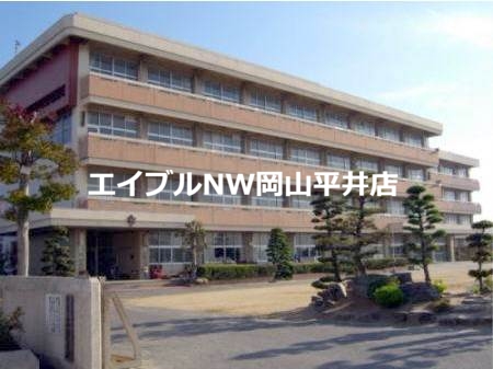 【岡山市南区福島のアパートの小学校】