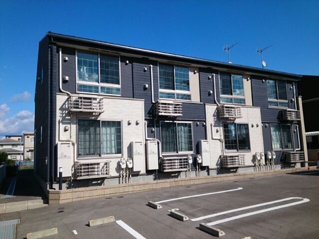 新潟県新潟市西区真砂４（アパート）の賃貸物件の外観