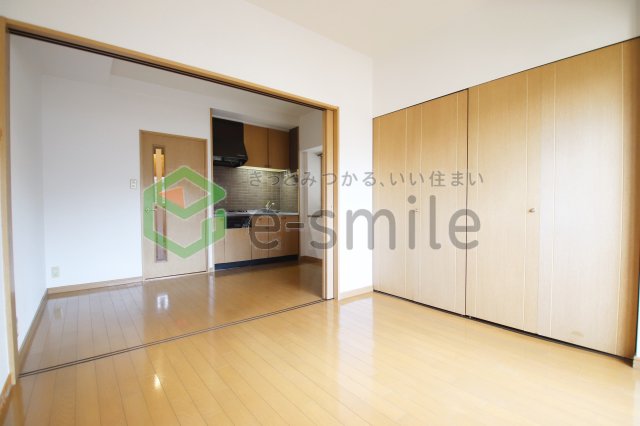 居室・リビング　ゆったり過ごせる居間です