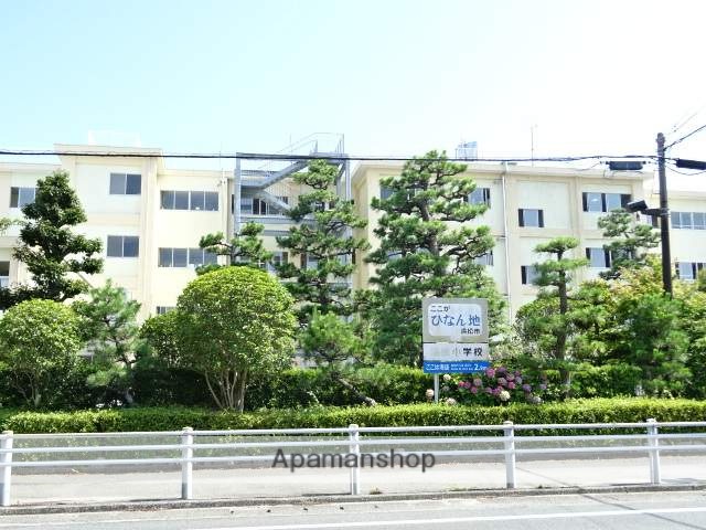 小学校　篠原小学校（小学校）まで423m