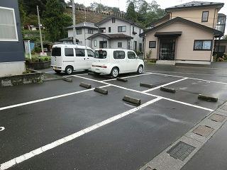 【レオパレスＹの駐車場】