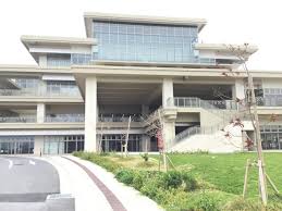 役所　南城市役所（役所）まで5880m