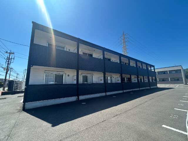イーストベースの建物外観