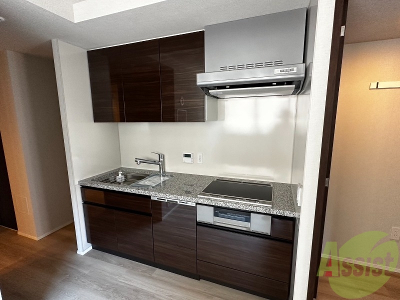 キッチン　こちらはキッチンです。料理するのが楽しみですね。