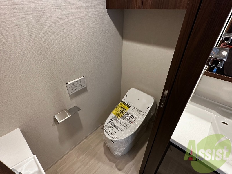 トイレ　こちらはトイレです。清潔感があり、安心して使用できます。