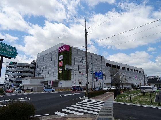 ショッピングセンター　イオンモール出雲（ショッピングセンター）まで1800m